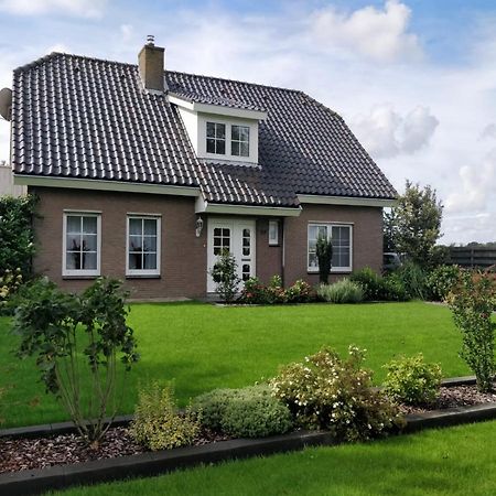 Groot Familiehuis Voor 6 Personen In Landelijke, Rustige Omgeving Villa Breezand Dış mekan fotoğraf